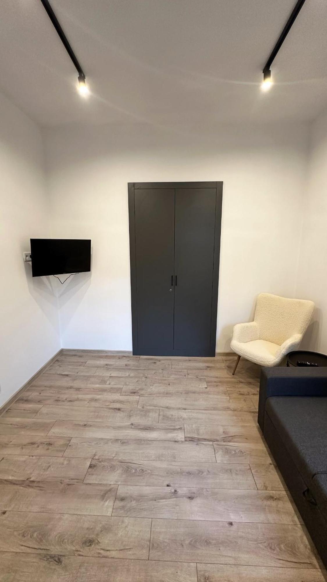Apartment Vip Virmenska Street Lviv Bagian luar foto